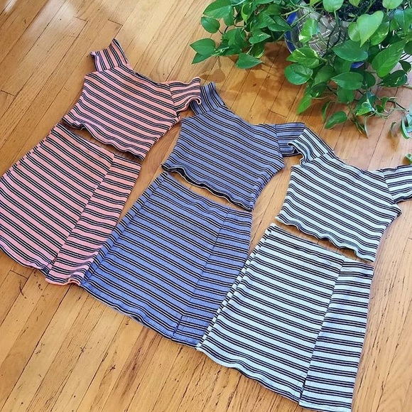 Two piece set - Picture 7 of 8